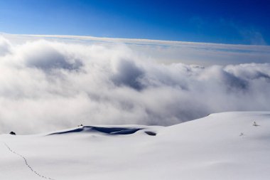 Piazzo - Orobie Alps tepesinden kış panorama