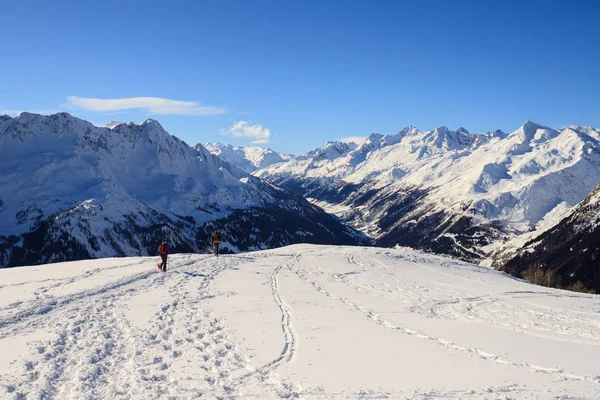Winterlandschap Klimmen Naar Kant Van Foisc Pennische Alpen Zwitserland — Stockfoto