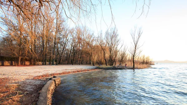 Jezioro Maggiore Pobliżu Laveno Lombardia — Zdjęcie stockowe