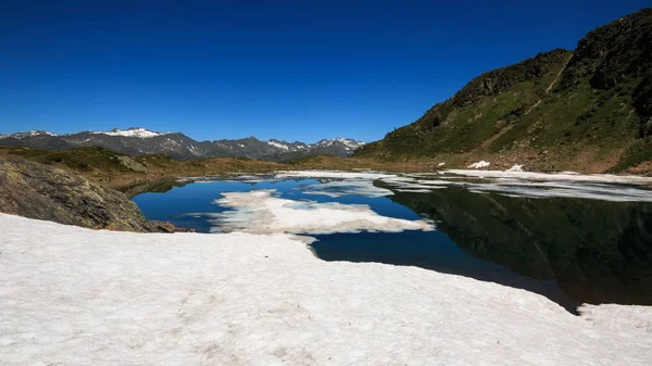 Prato Gölü Sviçre — Stok fotoğraf
