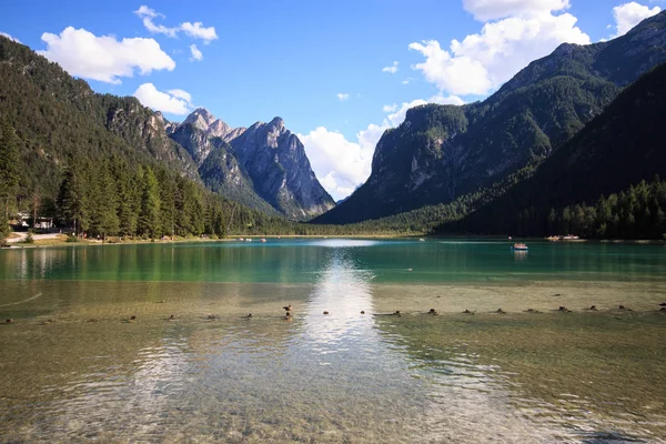 Lake Dobbiaco Trentino Alto Adige — Stock Photo, Image