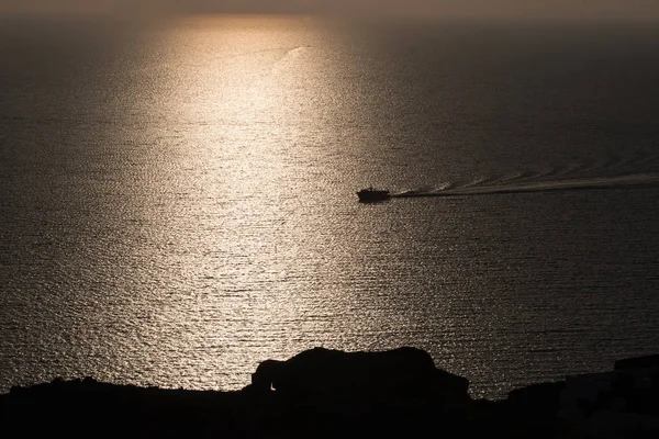 Barco Caldeira Santorini Pôr Sol — Fotografia de Stock
