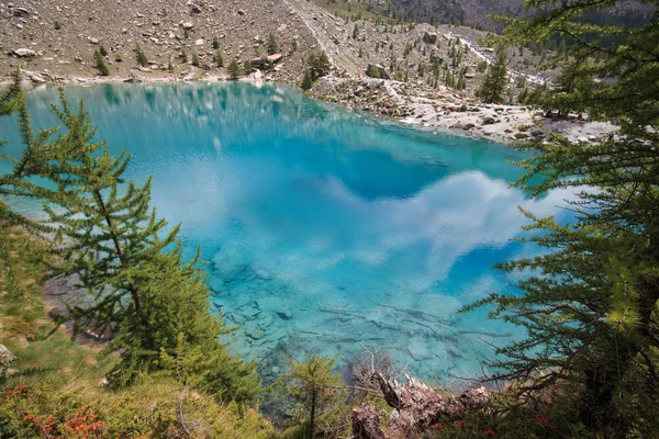 Blue Lake Ayas Valley — Stock Photo, Image