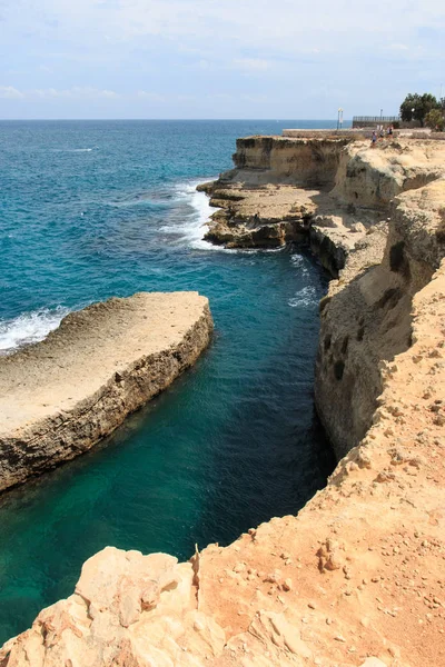 Klippe Torre Sant Andrea Salento Apulien — Stockfoto