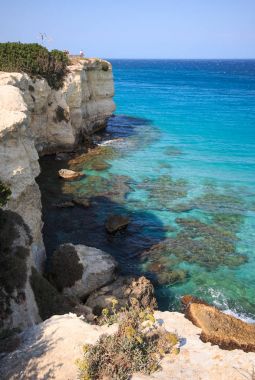 Torre dell 'Orso' daki uçurum Salento, Puglia