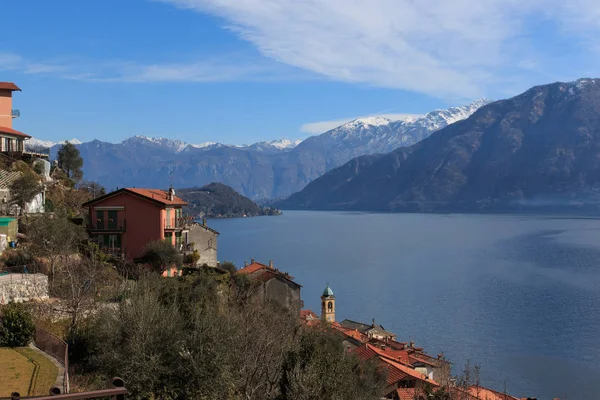 Aldeia Colonno Lago Como — Fotografia de Stock