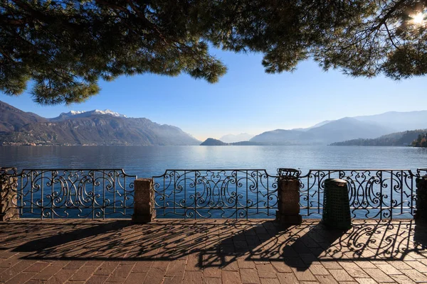Bellissimo Paesaggio Del Lungolago Menaggio Lago Como — Foto Stock
