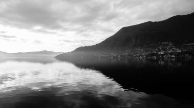 Como Gölü nün güzel manzara