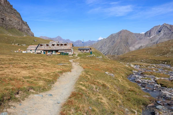 Valnontey Gran Paradiso国家公园Vittorio Sella避难所附近的风景 — 图库照片