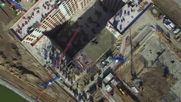 Vol au-dessus de la construction du complexe immobilier "Banque européenne " — Video