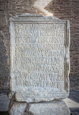 Venantius Yazıtı taş levha