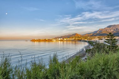 Makrygialos Beach akşam saat