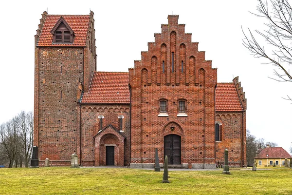 Gumlosa kyrka in schweden — Stockfoto