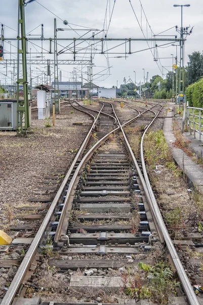 Järnvägs spår och vägkorsningar — Stockfoto