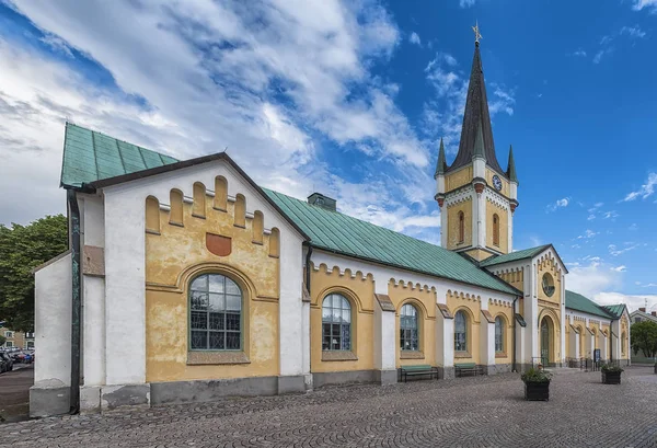 Боргхольмская церковь слева — стоковое фото