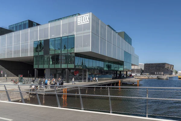 Edificio Copenhagen Blox con Diamante Negro — Foto de Stock