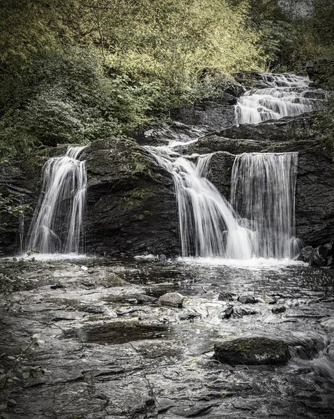 トロンハイムIlabekken滝の色 — ストック写真