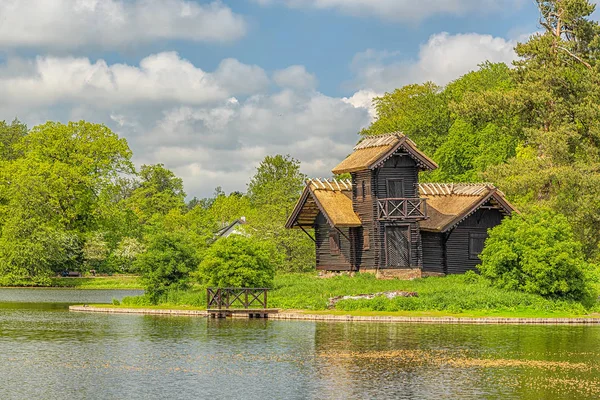 Frederiksborg Castle Swiss Cabin Landscape — Stock fotografie