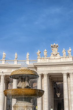 Roma Fontana del Maderno Destra