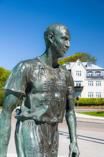Pomnik Henrika Larssona z brązu — Zdjęcie stockowe