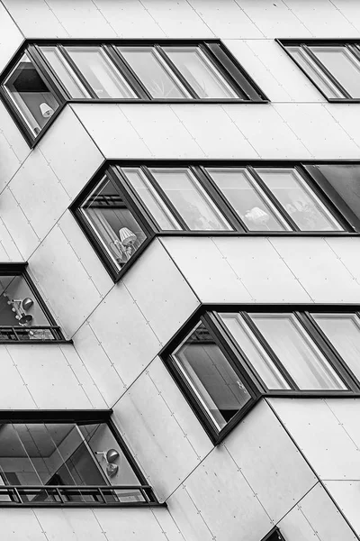 Uma Imagem Fundo Abstrata Janelas Bloco Apartamentos Cidade — Fotografia de Stock