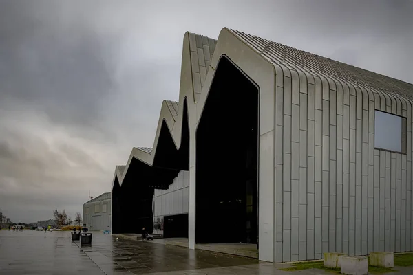 Γλασκώβη Σκωτία Ιανουαρίου 2020 Σύγχρονο Μουσείο Πλωτών Μεταφορών Στις Όχθες — Φωτογραφία Αρχείου