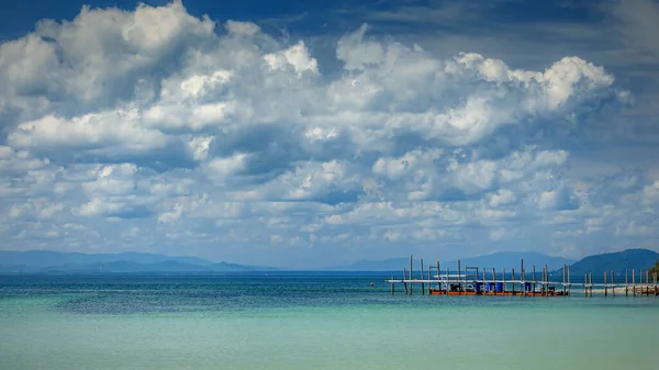 Pier Velho Rickety Ilhas Exóticas Thailands — Fotografia de Stock