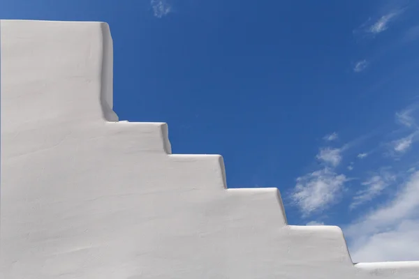 Bielone schody na Santorini — Zdjęcie stockowe