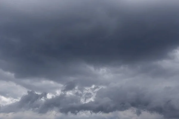 어두운 뇌우 구름 — 스톡 사진