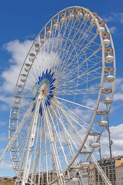 Roda de observação em Marseille — Fotografia de Stock