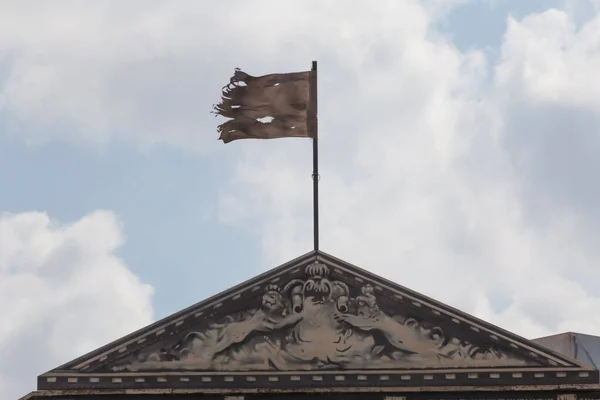 ベツレヘムの建物の屋根の上の旗を眺め — ストック写真