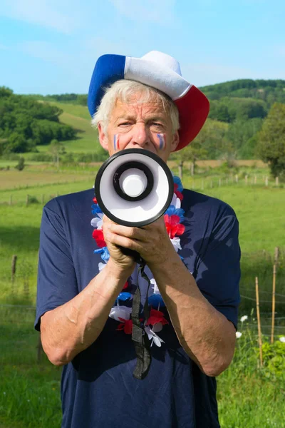 Franse voetbal fan met vlag — Stockfoto