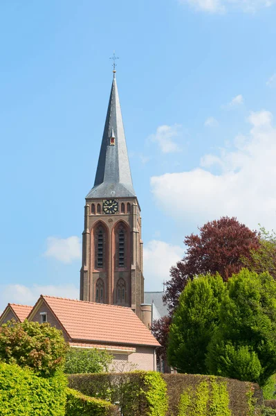 Kerktoren in Nederland — Stockfoto