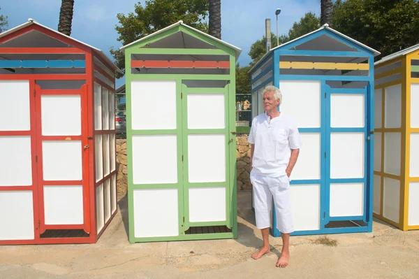 Colorful beach huts — Stock Photo, Image
