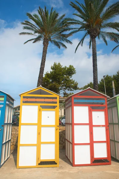 Colorful beach huts — Stock Photo, Image