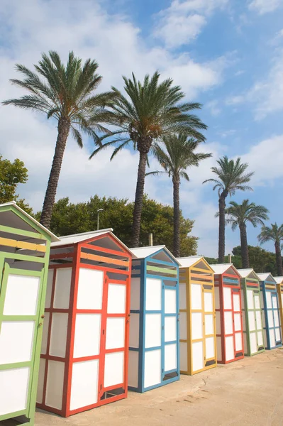 Bunte Strandhütten — Stockfoto