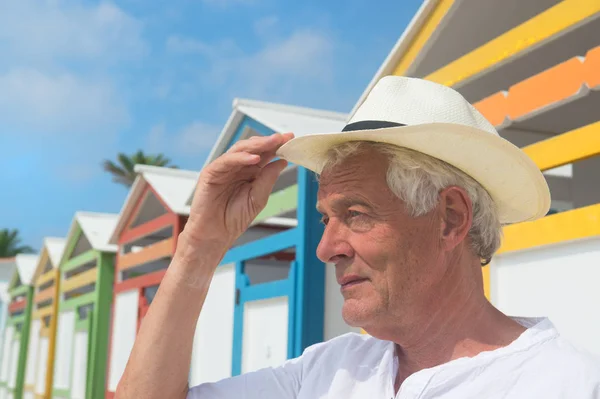 Colorful beach huts — Stock Photo, Image