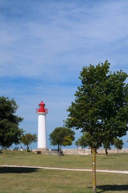 Re caddesindeki deniz feneri.