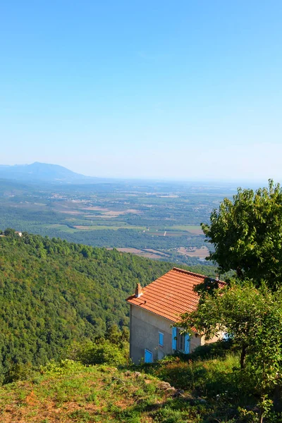 Paisaje costa este Córcega Francesa — Foto de Stock