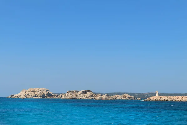 Bonifacio Yakınlarındaki Korsika Adasında Deniz Feneri — Stok fotoğraf