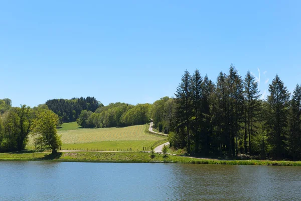 Peisaj Dealuri Verzi Lac Franceză Nouvelle Aquitaine — Fotografie, imagine de stoc