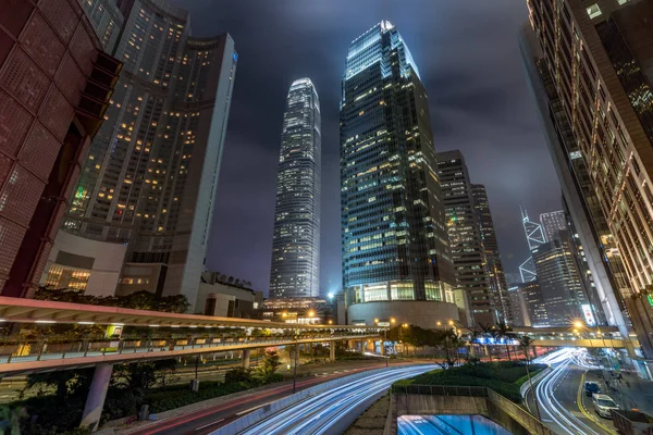 Noche dinámica de ciudad —  Fotos de Stock