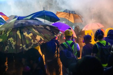 Hong Ko 'daki Çin Üniversitesi' nde iki numaralı köprü savaşı.