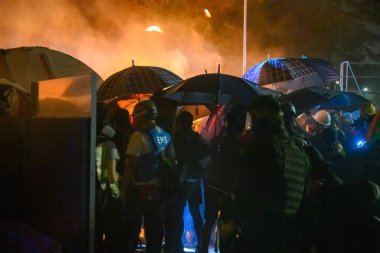 Hong Ko 'daki Çin Üniversitesi' nde iki numaralı köprü savaşı.