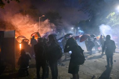 Hong Ko 'daki Çin Üniversitesi' nde iki numaralı köprü savaşı.