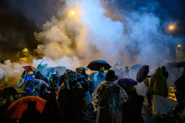 Polyu Kuşatmasının ilk günü.