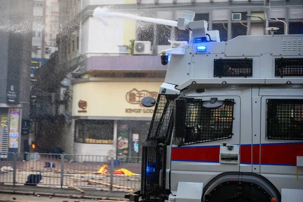 Andra dagen av belägringen av Polyu. Allmänheten som försöker ändra sig — Stockfoto