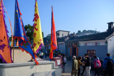 Lam Tsuen Hong Kong 'da dilek ağacı diliyor.