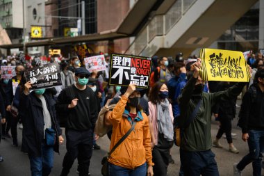 Hong Kong - 1 Ocak 2020: Bir milyon kişi demoya katıldı, genel oy hakkı talebi, 2020 doğrudan Yasa Konseyi seçimleri, işlevsel seçmenler olmaksızın.
