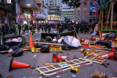 Hong Kong - 1 Ocak 2020: Bir milyon kişi demoya katıldı, genel oy hakkı talebi, 2020 doğrudan Yasa Konseyi seçimleri, işlevsel seçmenler olmaksızın.